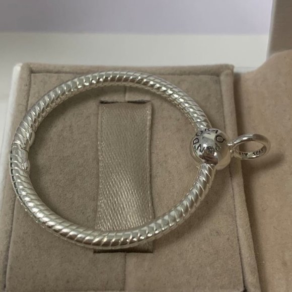 Pandora Moments medium O Pendant - Picture 3 of 4